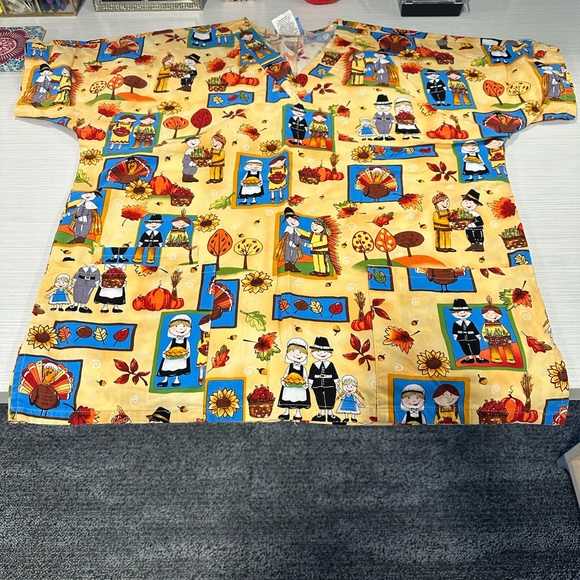 Ladies fall scrub tops - Picture 4 of 6